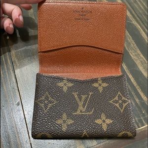 LOUIS VUITTON
Monogram Business/ Credit Card Holder